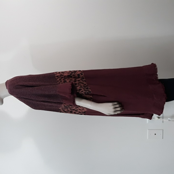 UMGEE S/M Animal Print Linen Blend Raw Hem Bell Sleeve Open Front Cardigan - Picture 6 of 16